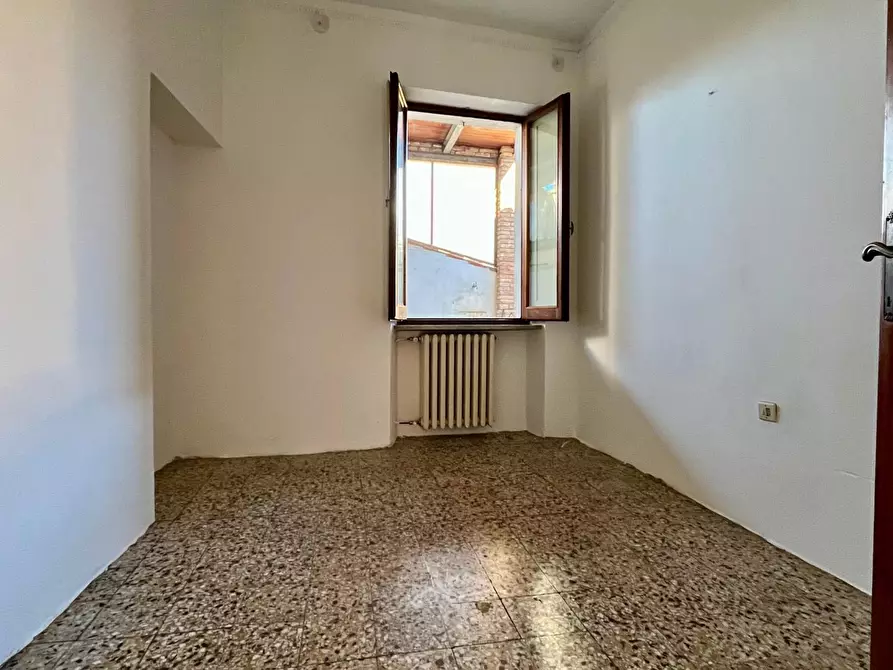 Immagine 7 di Appartamento in vendita  a Asciano