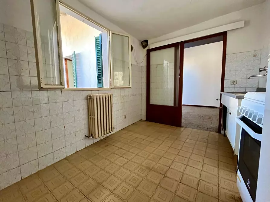 Immagine 8 di Appartamento in vendita  a Asciano