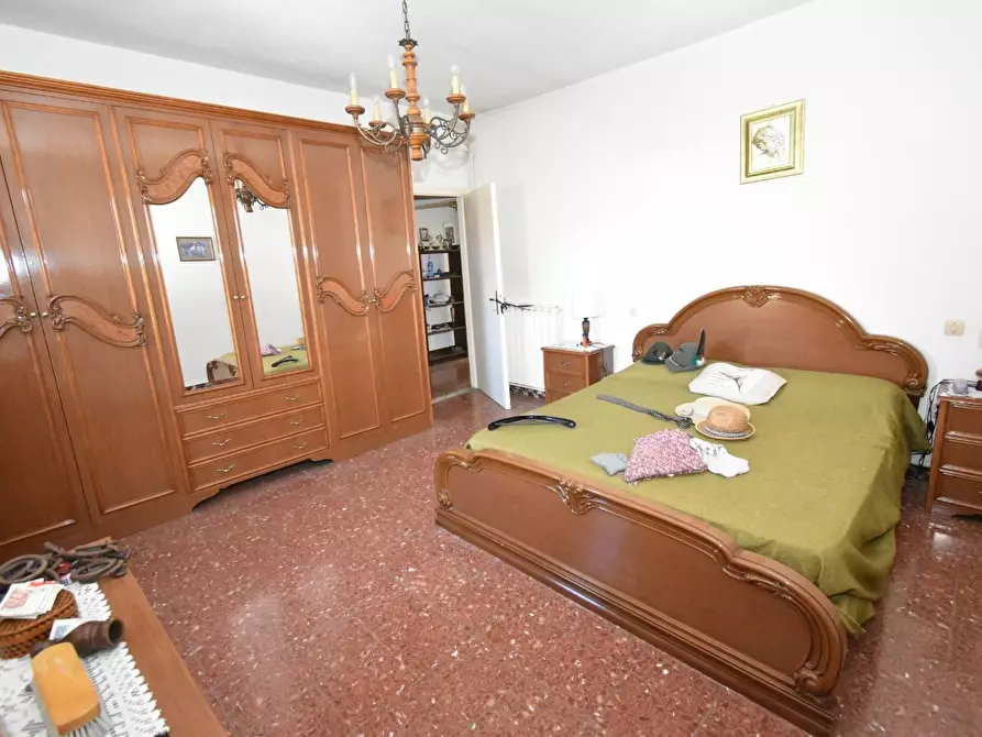 Immagine 25 di Terratetto in vendita  a San Giuliano Terme