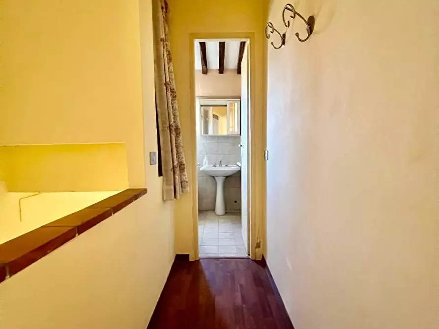 Immagine 10 di Terratetto in affitto  a Cascina