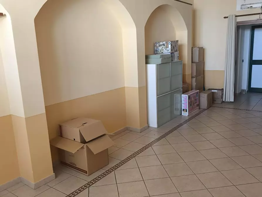 Immagine 6 di Locale commerciale in affitto  a Capannoli