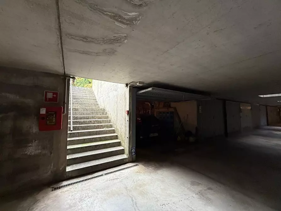 Immagine 3 di Garage in vendita  a Cornate D'adda