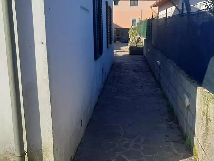 Immagine 3 di Terratetto in affitto  a Cascina