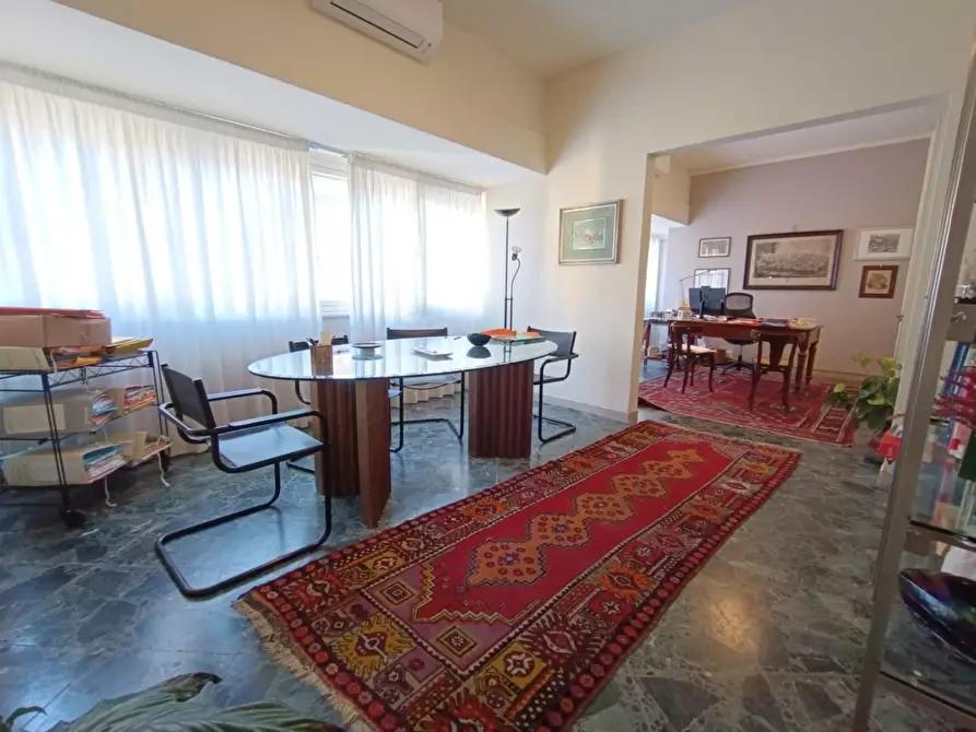 Immagine 8 di Ufficio in affitto  a Massa