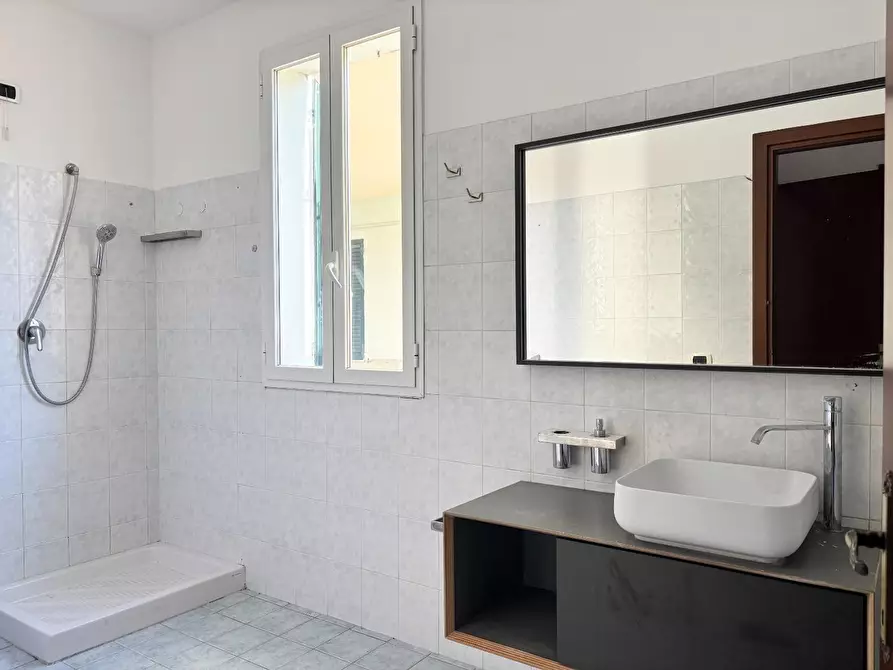 Immagine 11 di Appartamento in vendita  a Fucecchio