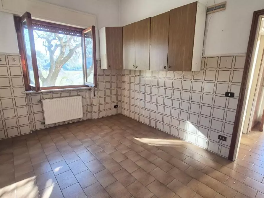 Immagine 37 di Casa indipendente in vendita  a Camaiore