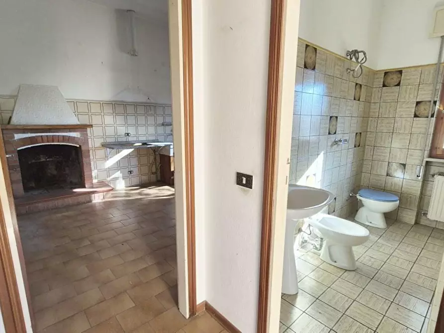 Immagine 26 di Casa indipendente in vendita  a Camaiore