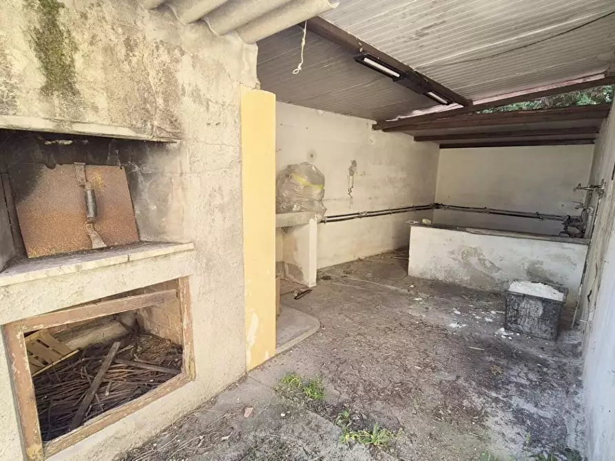 Immagine 68 di Casa indipendente in vendita  a Camaiore