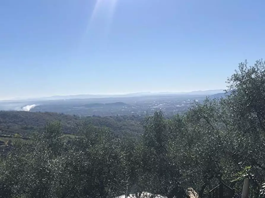 Immagine 14 di Porzione di casa in vendita  a Capannori