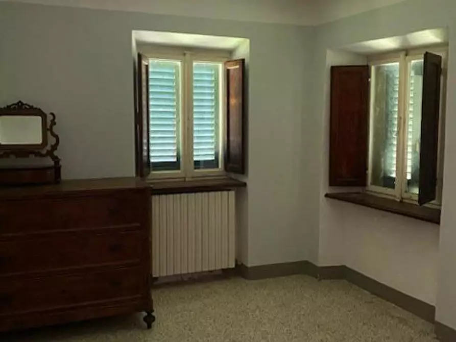 Immagine 11 di Porzione di casa in vendita  a Capannori