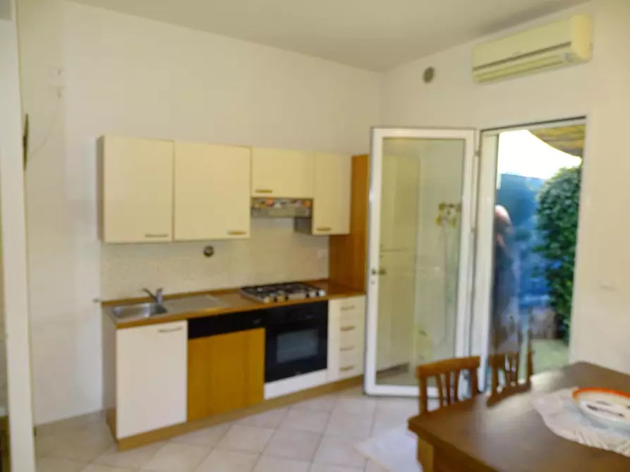 Immagine 9 di Appartamento in vendita  a Agliana