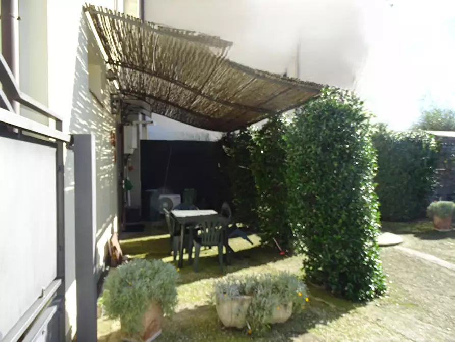 Immagine 16 di Appartamento in vendita  a Agliana