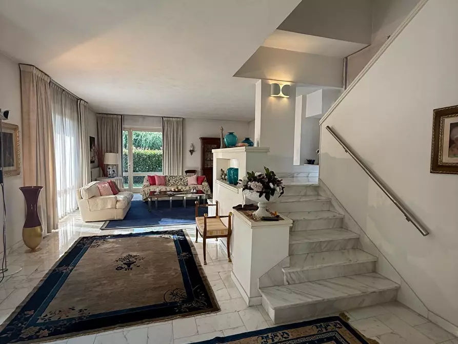 Immagine 57 di Villa in vendita  a Fucecchio