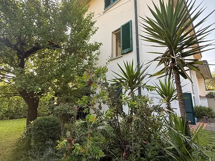 Immagine 27 di Villa in vendita  a Fucecchio