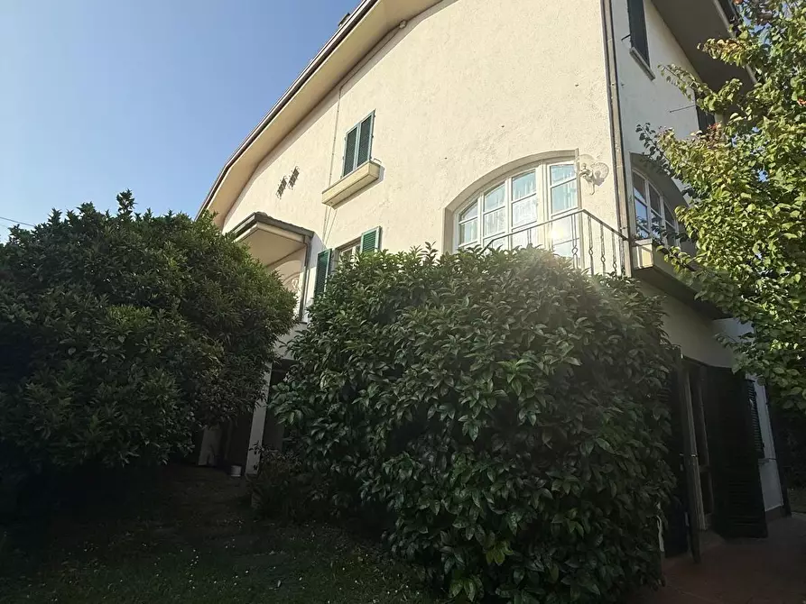 Immagine 28 di Villa in vendita  a Fucecchio