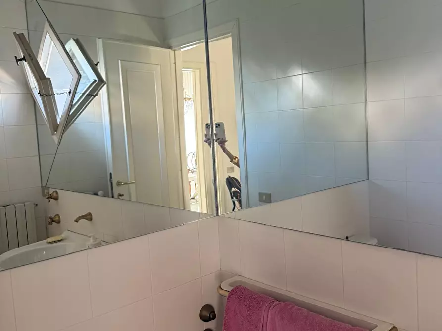 Immagine 48 di Villa in vendita  a Fucecchio