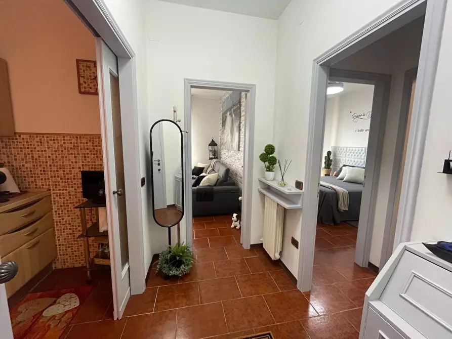 Immagine 7 di Appartamento in vendita  a Viareggio