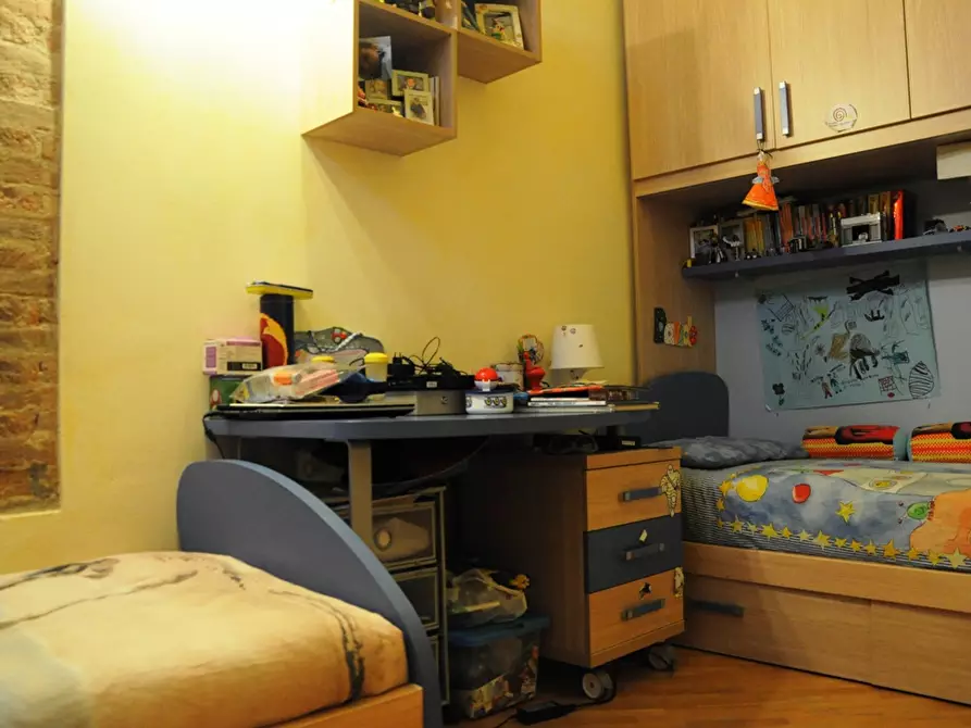 Immagine 19 di Appartamento in vendita  a Colle Di Val D'elsa