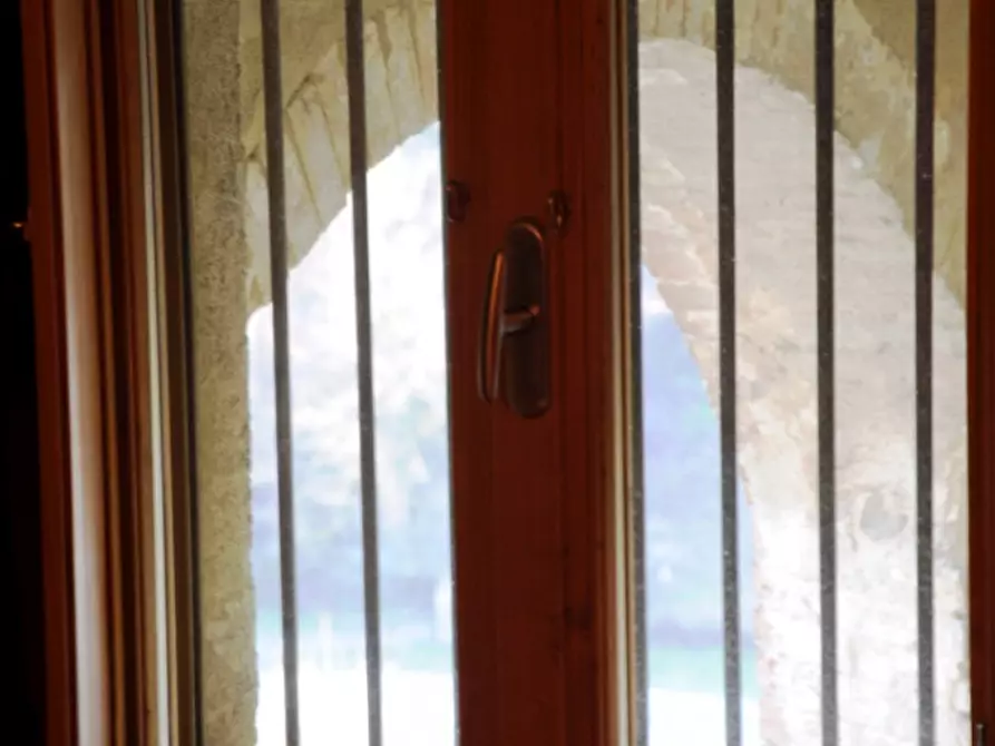 Immagine 13 di Appartamento in vendita  a Colle Di Val D'elsa