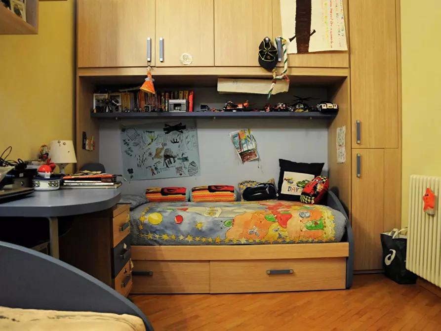 Immagine 17 di Appartamento in vendita  a Colle Di Val D'elsa