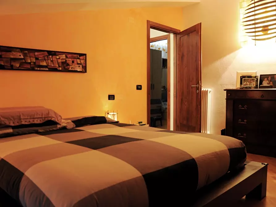 Immagine 11 di Appartamento in vendita  a Colle Di Val D'elsa