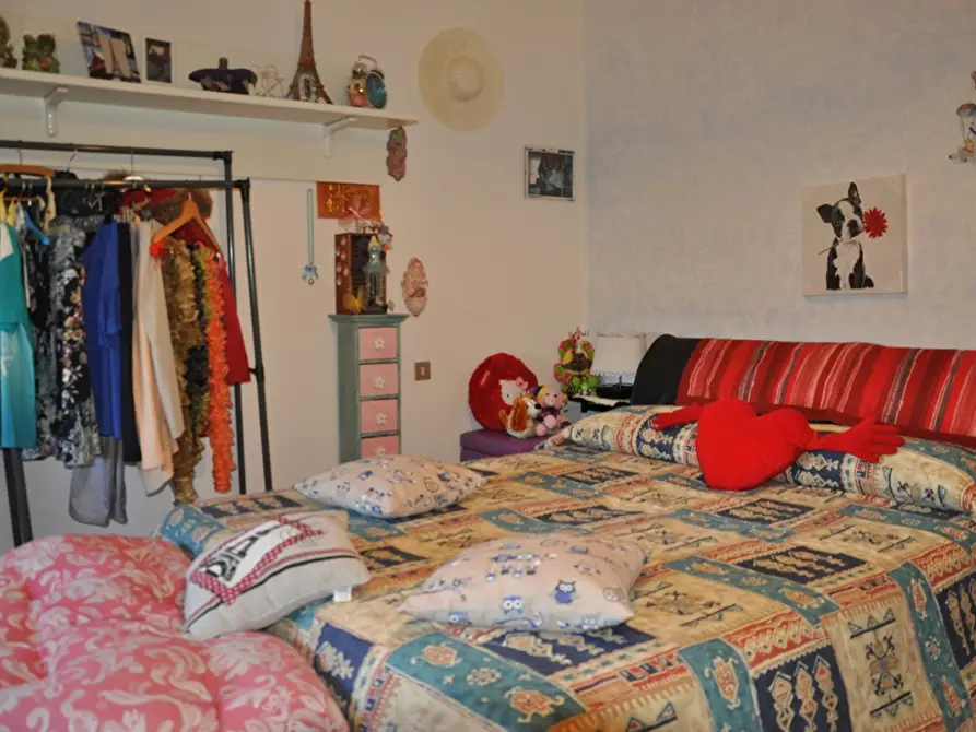 Immagine 11 di Appartamento in vendita  a Poggibonsi