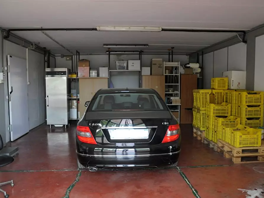 Immagine 21 di Villa in vendita  a Casole D'elsa