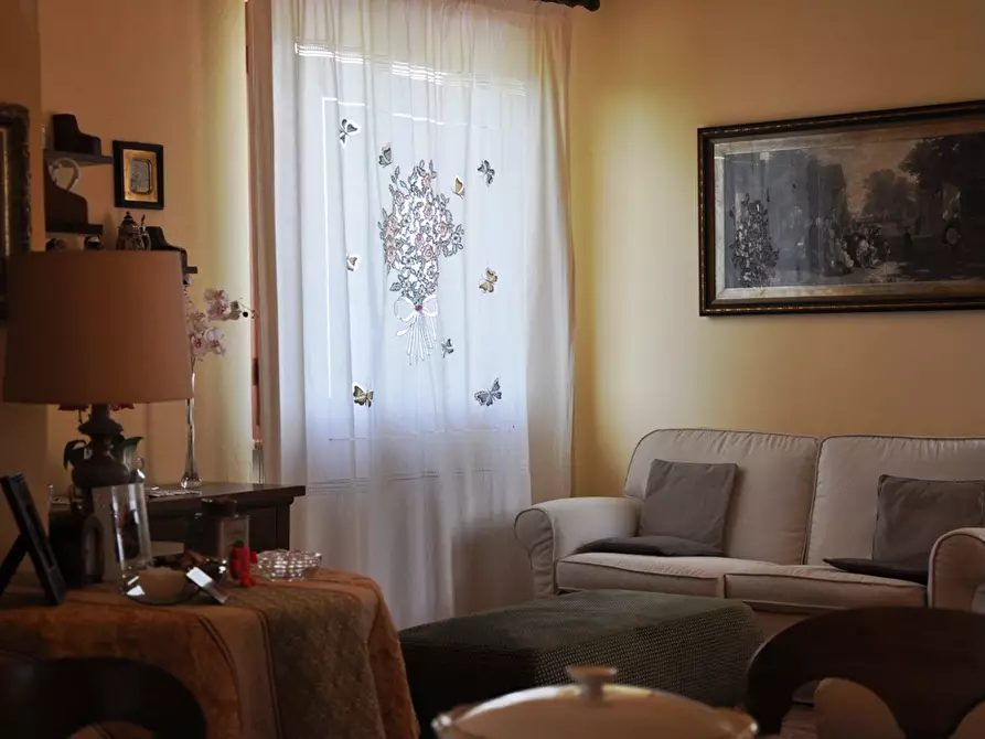 Immagine 2 di Villa in vendita  a Casole D'elsa