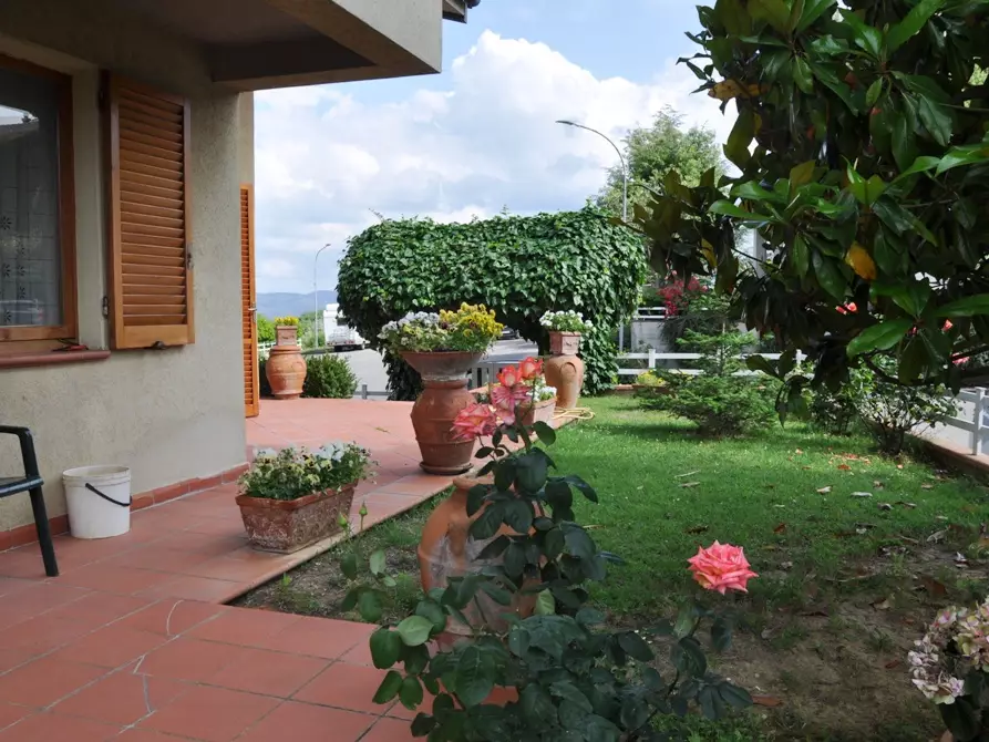 Immagine 16 di Villa in vendita  a Casole D'elsa