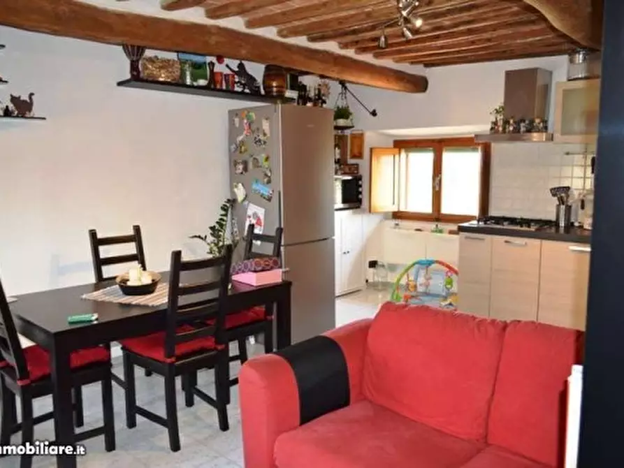 Immagine 5 di Appartamento in vendita  a Colle Di Val D'elsa