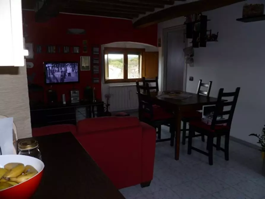 Immagine 11 di Appartamento in vendita  a Colle Di Val D'elsa