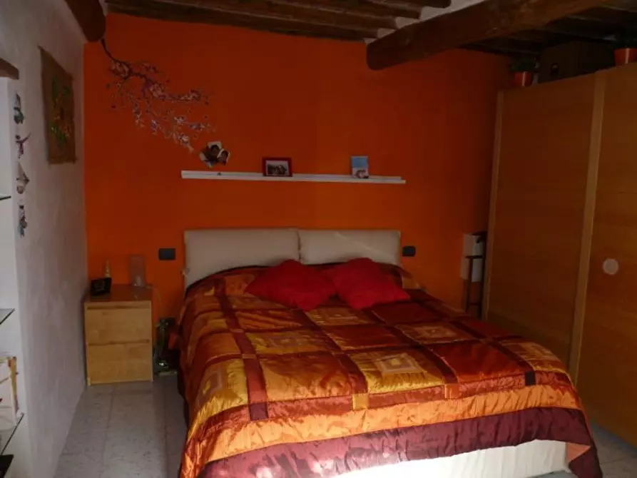 Immagine 9 di Appartamento in vendita  a Colle Di Val D'elsa