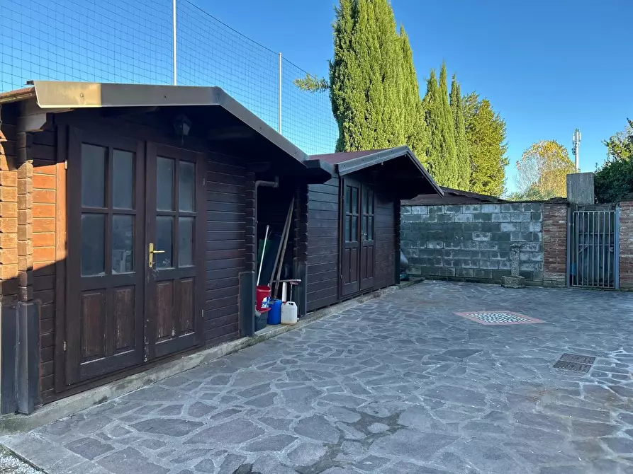Immagine 6 di Casa bifamiliare in vendita  a Cascina
