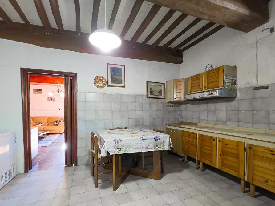 Immagine 41 di Casa bifamiliare in vendita  a Cascina