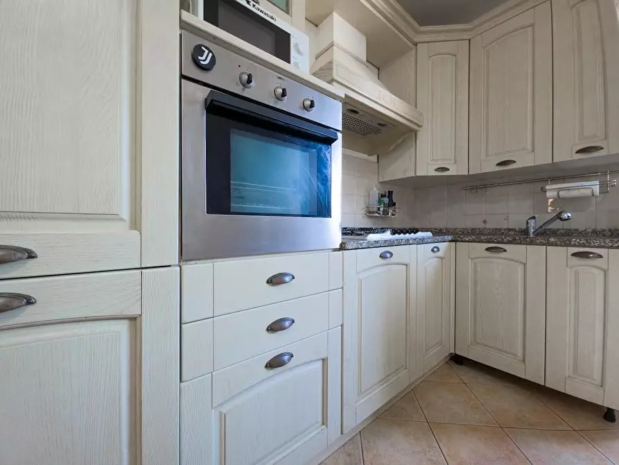 Immagine 29 di Casa bifamiliare in vendita  a Cascina