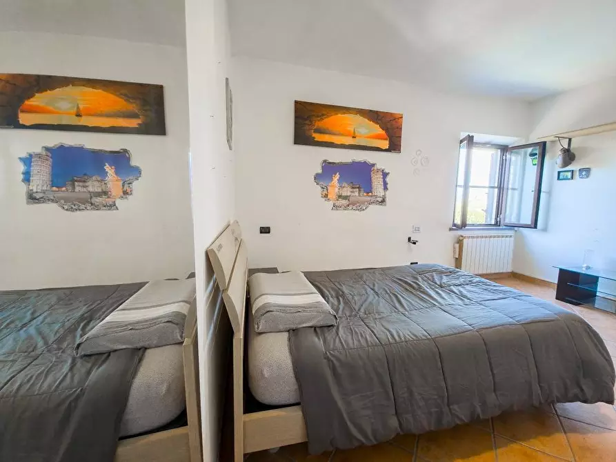 Immagine 23 di Casa bifamiliare in vendita  a Cascina