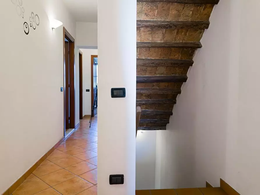 Immagine 27 di Casa bifamiliare in vendita  a Cascina