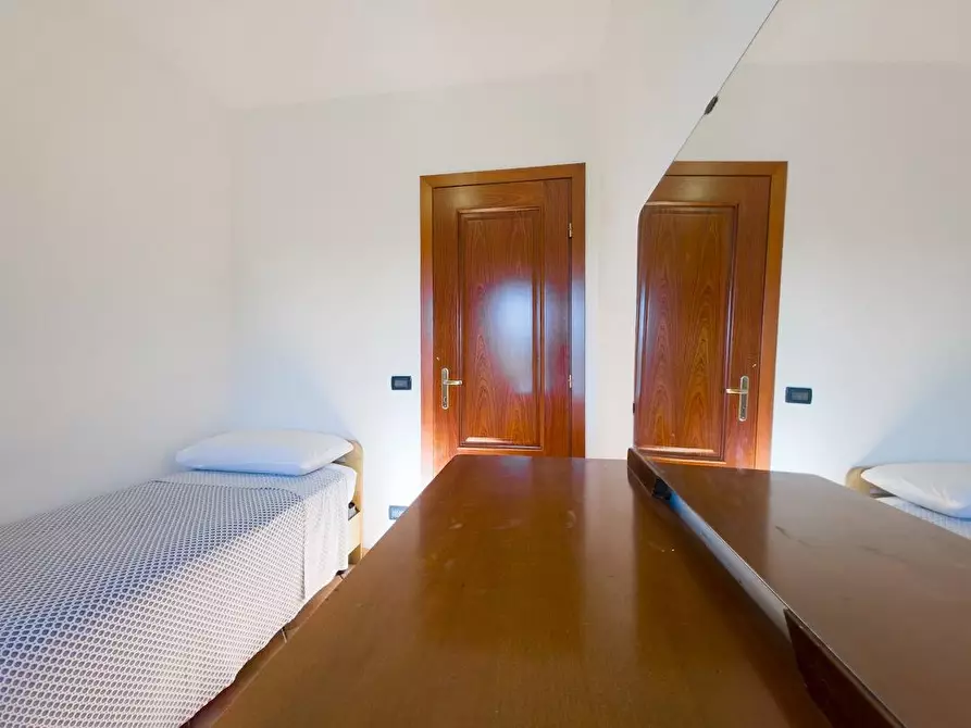 Immagine 33 di Casa bifamiliare in vendita  a Cascina