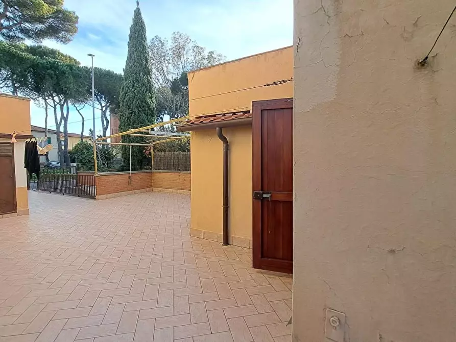 Immagine 23 di Casa bifamiliare in vendita  a Rosignano Marittimo