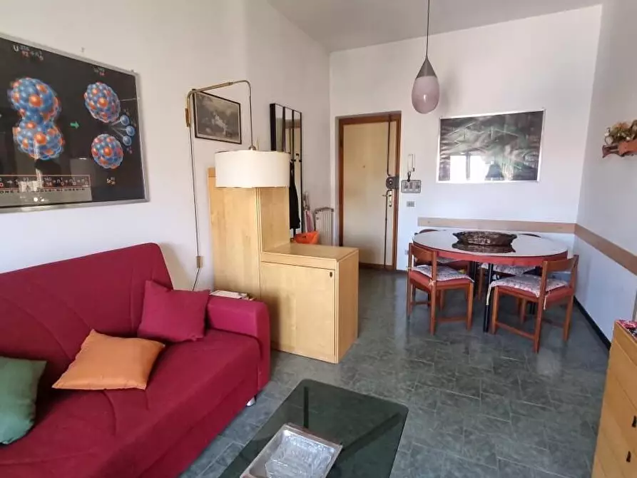 Immagine 2 di Appartamento in vendita  a Viareggio