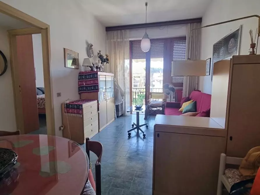 Immagine 3 di Appartamento in vendita  a Viareggio