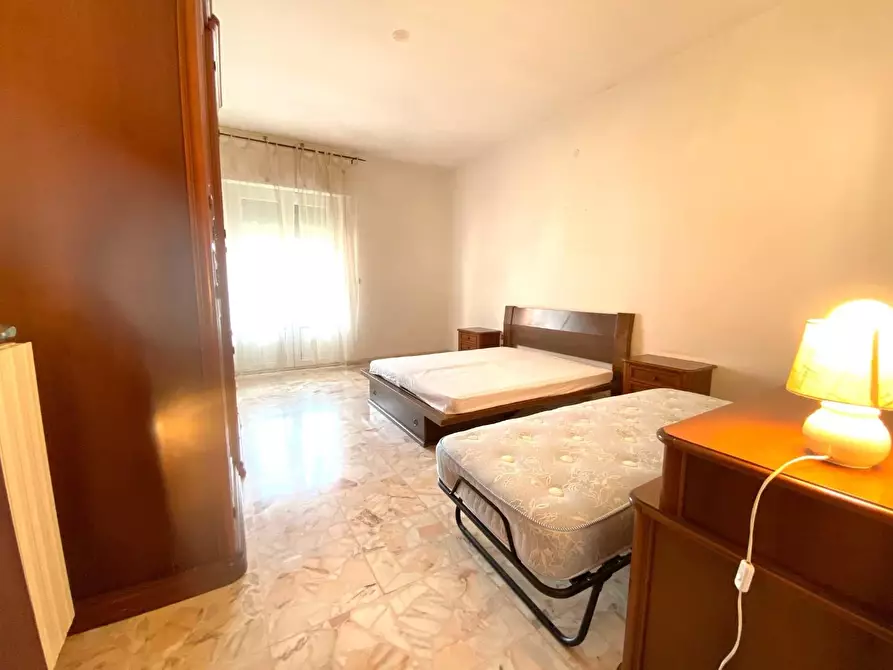 Immagine 10 di Appartamento in vendita  a Massa