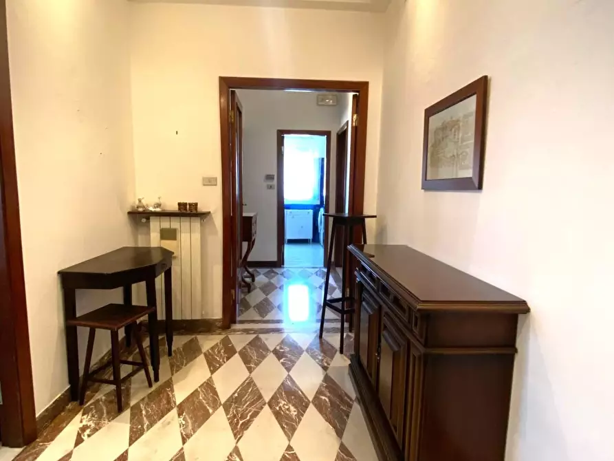 Immagine 14 di Appartamento in vendita  a Massa