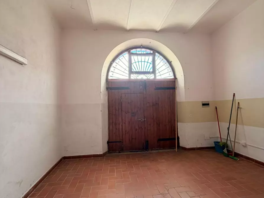 Immagine 5 di Garage in vendita  a Castagneto Carducci