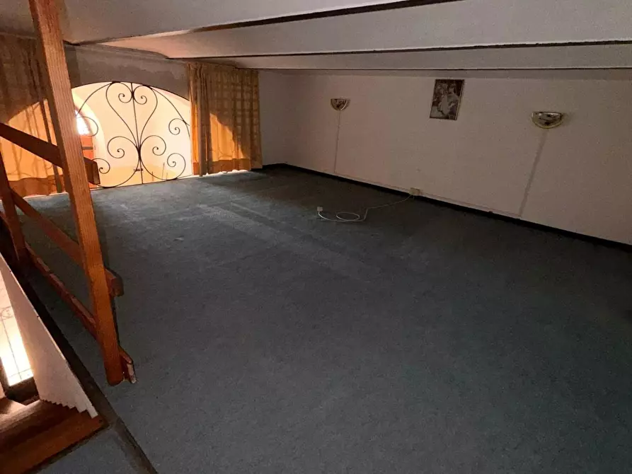 Immagine 12 di Garage in vendita  a Castagneto Carducci