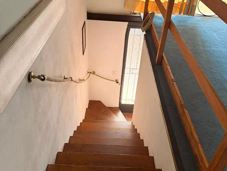 Immagine 14 di Garage in vendita  a Castagneto Carducci