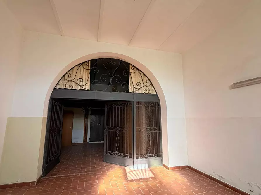 Immagine 1 di Garage in vendita  a Castagneto Carducci