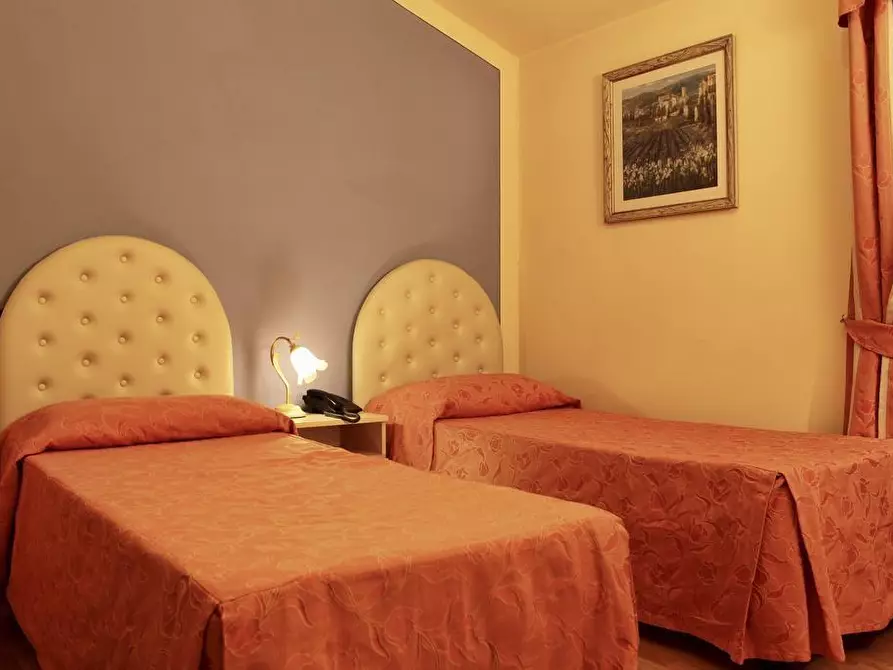 Immagine 7 di Albergo/B&B/Residence in vendita  a Altopascio