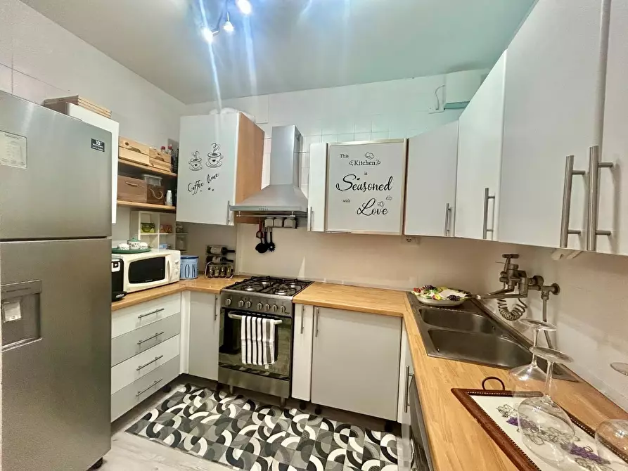 Immagine 5 di Appartamento in vendita  a Siena