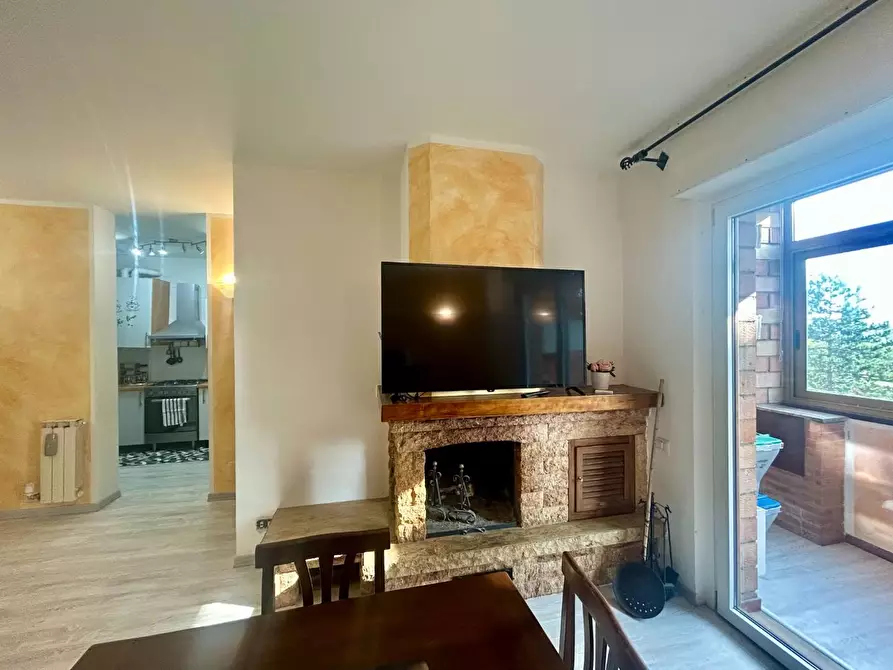 Immagine 8 di Appartamento in vendita  a Siena